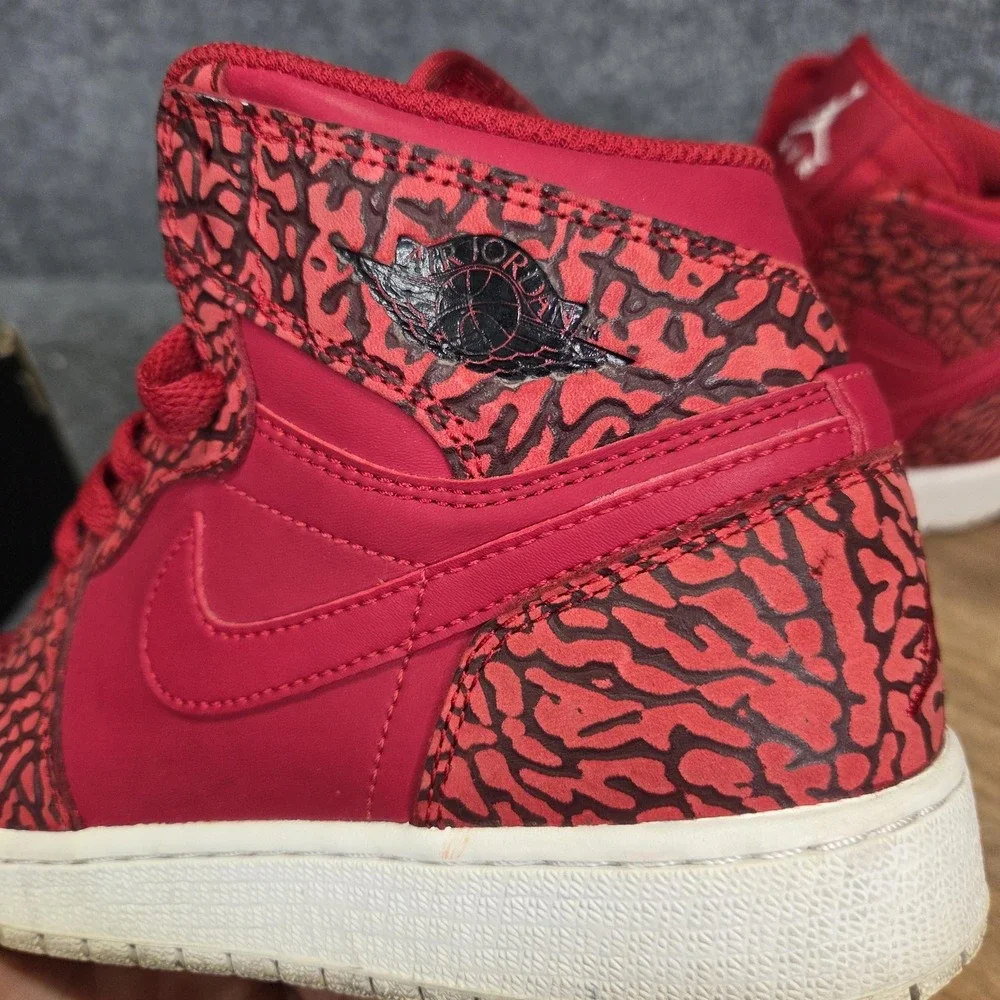 Nike Air Jordan 1 Retro High Premium Shoes Youth Size 5Y Red Elephant 838850-600